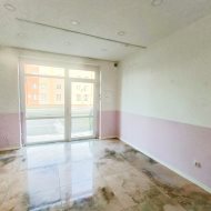 Lokal na sprzedaż
