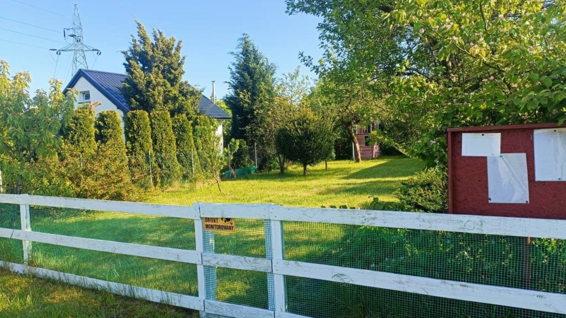 Działka na sprzedaż